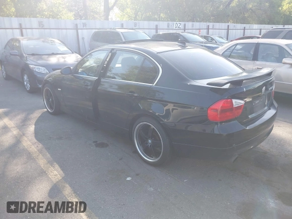 2006 BMW 3 Series 330xi with VIN WBAVD33576KV61101, listed as a IAAI auction lot 42601393 with 182,487 mi miles and . Bid and sale history available at DreamBid. Image 3.
