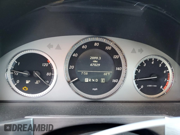 2011 Mercedes-Benz GLK 350 with VIN WDCGG5GB5BF569936, listed as a Copart auction lot 69092524 with 67,029 mi miles and Salvage Title. Bid and sale history available at DreamBid. Image 9.