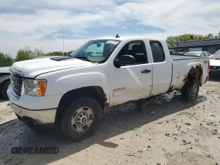 2013 GMC Sierra 2500HD SLE z VIN 1GT220CG5DZ186650, wystawiony jako Copart lot #56122775 z przebiegiem Nie podano mil oraz Czysty tytuł • Clean title. Historia ofert i sprzedaży dostępna na DreamBid. Obrazek 1.