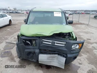 2008 Honda Element LX with VIN 5J6YH18398L010675, listed as a IAAI auction lot 41566100 with 132,876 mi miles and . Bid and sale history available at DreamBid. Image 12.