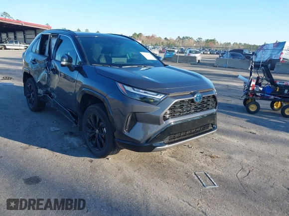2024 Toyota RAV4 Hybrid XSE with VIN 2T3E6RFV0RW068643, listed as a IAAI auction lot 41621702 with 10,332 mi miles. Bid and sale history available at carsss.com. Image 1.