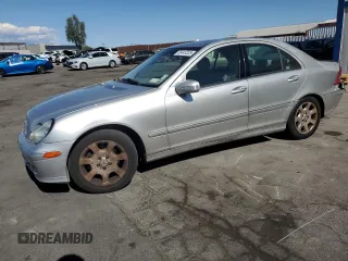 2005 Mercedes-Benz C 240 with VIN WDBRF81JX5F645284, listed as a Copart auction lot 55443325 with 133,627 mi miles and Salvage Title. Bid and sale history available at DreamBid. Image 1.