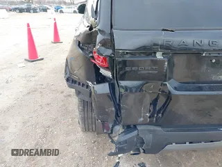 2016 Land Rover Range Rover Sport SE с VIN SALWG2PF0GA586823, выставлен на аукционе IAAI как лот 41884291 с пробегом 116 868 миль миль и . История ставок и продаж доступна на DreamBid. Изображение 18.