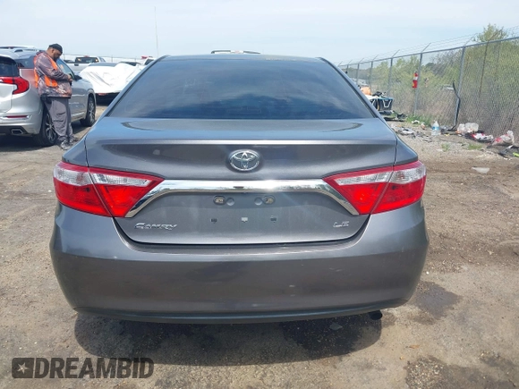 2017 Toyota Camry XLE with VIN 4T1BF1FK0HU402574, listed as a IAAI auction lot 41889015 with 155,470 mi miles. Bid and sale history available at carsss.com. Image 17.