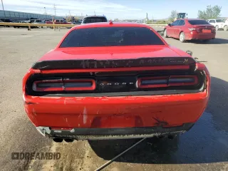 2020 Dodge Challenger R/T Scat Pack z VIN 2C3CDZFJ7LH123224, wystawiony jako Copart lot #53404705 z przebiegiem 76 450 mil mil oraz Czysty tytuł • Clean title. Historia ofert i sprzedaży dostępna na DreamBid. Obrazek 6.