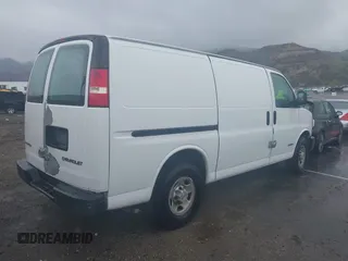 2003 Chevrolet Express Cargo with VIN 1GCGG25U231104716, listed as a IAAI auction lot 41729118 with Not Provided miles and . Bid and sale history available at DreamBid. Image 4.