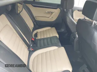 2014 Volkswagen CC Executive z VIN WVWGU7ANXEE507486, wystawiony jako IAAI lot #41943516 z przebiegiem 148 796 mil mil oraz . Historia ofert i sprzedaży dostępna na DreamBid. Obrazek 8.