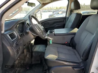 2017 Nissan Titan with VIN 1N6AA1F10HN501280, listed as a Copart auction lot 81840124 with 217,906 mi miles and Clean title. Bid and sale history available at DreamBid. Image 7.