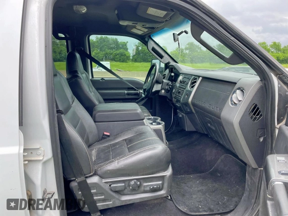 2008 Ford F-350 XL with VIN 1FTWW31R28EB90986, listed as a Copart auction lot 55154925 with Not Provided miles and Clean Title. Bid and sale history available at DreamBid. Image 5.