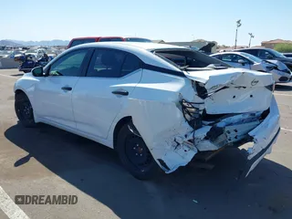 2024 Nissan Sentra S z VIN 3N1AB8BV5RY226580, wystawiony jako IAAI lot #41865600 z przebiegiem 13 160 mil mil oraz . Historia ofert i sprzedaży dostępna na DreamBid. Obrazek 3.
