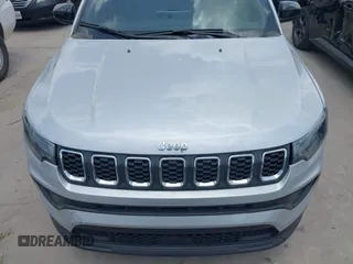 2024 Jeep Compass Latitude with VIN 3C4NJDBN8RT107008, listed as a IAAI auction lot 42521682 with 33,745 mi miles and . Bid and sale history available at DreamBid. Image 6.