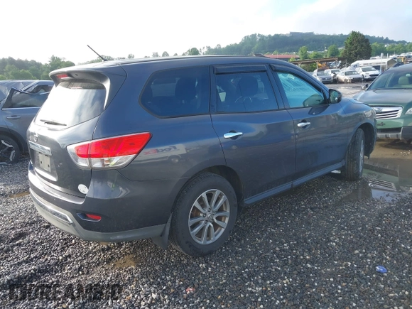 2014 Nissan Pathfinder S with VIN 5N1AR2MN6EC638430, listed as a IAAI auction lot 42326218 with 157,453 mi miles and . Bid and sale history available at DreamBid. Image 4.