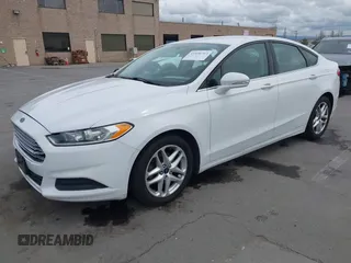 2016 Ford Fusion SE with VIN 3FA6P0H75GR118195, listed as a IAAI auction lot 41956743 with 175,544 mi miles. Bid and sale history available at carsss.com. Image 2.