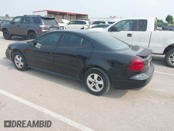 2006 Pontiac Grand Prix with VIN 2G2WP552261248071, listed as a IAAI auction lot 42388207 with 208,773 mi miles and . Bid and sale history available at DreamBid. Image 3.
