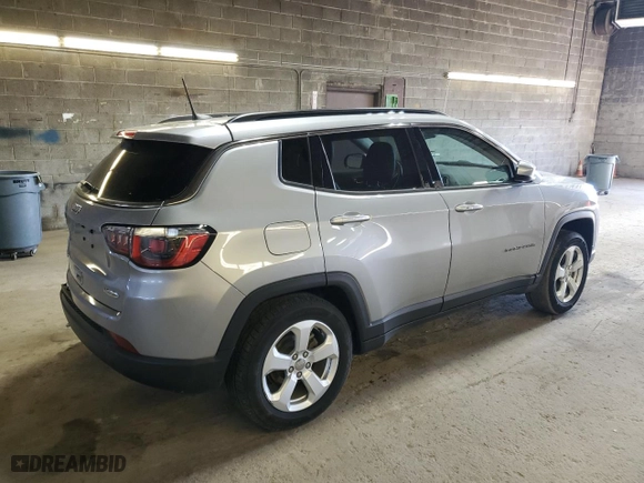 2020 Jeep Compass Latitude with VIN 3C4NJDBB4LT116110, listed as a Copart auction lot 49856535 with 43,782 mi miles and Salvage Title. Bid and sale history available at carsss.com. Image 3.