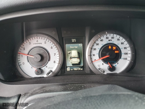 2015 Toyota Sienna SE with VIN 5TDXK3DC6FS637690, listed as a Copart auction lot 88920315 with 166,734 mi miles and Salvage Title. Bid and sale history available at carsss.com. Image 9.