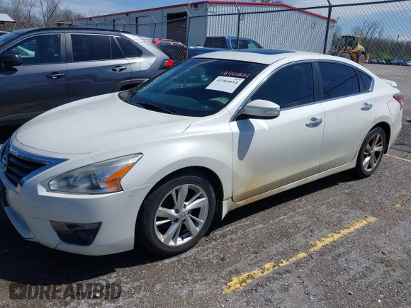 2014 Nissan Altima SV with VIN 1N4AL3AP6EC163563, listed as a IAAI auction lot 41964614 with 188,516 mi miles and . Bid and sale history available at DreamBid. Image 2.