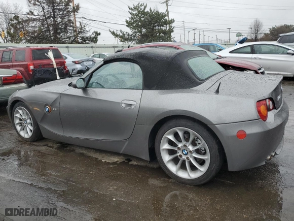 2004 BMW Z4 2.5i with VIN 4USBT33574LR67101, listed as a Copart auction lot 46088985 with NaN miles and Salvage Title. Bid and sale history available at carsss.com. Image 2.