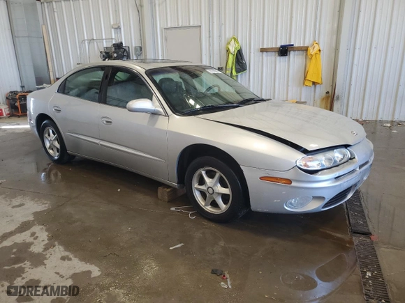 2002 Oldsmobile Aurora with VIN 1G3GR64H624240446, listed as a Copart auction lot 52299005 with 110,898 mi miles and Clean Title. Bid and sale history available at carsss.com. Image 4.