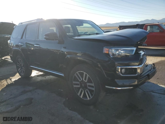 2018 Toyota 4Runner SR5 with VIN JTEBU5JR0J5598324, listed as a Copart auction lot 46661455 with 111,187 mi miles and Salvage Title. Bid and sale history available at carsss.com. Image 4.