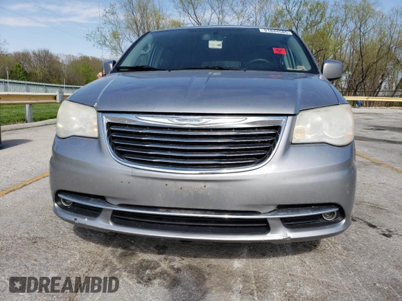 2013 Chrysler Town & Country Touring with VIN 2C4RC1BG3DR657921, listed as a Copart auction lot 51844585 with 209,722 mi miles and Salvage Title. Bid and sale history available at carsss.com. Image 5.