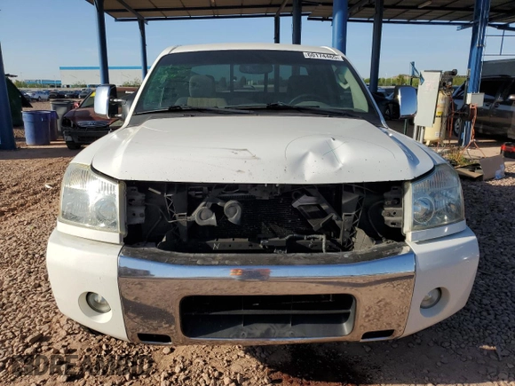 2004 Nissan Titan SE z VIN 1N6AA06AX4N578176, wystawiony jako Copart lot #60174465 z przebiegiem 202 545 mil mil oraz Szkoda całkowita • Salvage title. Historia ofert i sprzedaży dostępna na DreamBid. Obrazek 5.