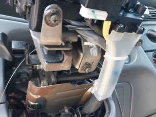 1995 Toyota Camry LE z VIN 4T1SK12E3SU576500, wystawiony jako IAAI lot #42186816 z przebiegiem 216 809 mil mil oraz . Historia ofert i sprzedaży dostępna na DreamBid. Obrazek 17.