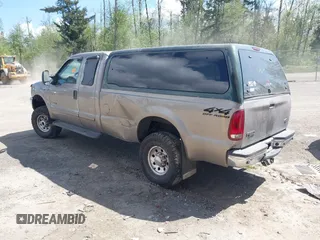2002 Ford Super Duty F-250 XL with VIN 1FTNX21F42EB04383, listed as a IAAI auction lot 42067964 with 1 mi miles. Bid and sale history available at carsss.com. Image 3.