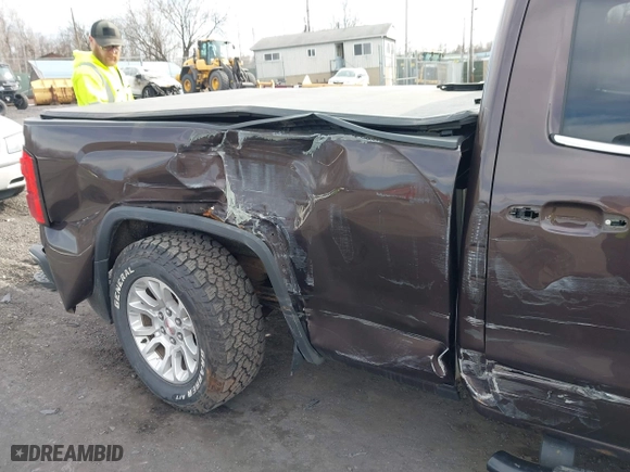 2016 GMC Sierra 1500 SLE with VIN 1GTV2MEC2GZ213838, listed as a IAAI auction lot 41829305 with 62,670 mi miles. Bid and sale history available at carsss.com. Image 6.