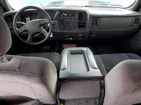 2007 GMC Sierra 1500 Classic SLT with VIN 2GTEK13Z171180961, listed as a Copart auction lot 82442324 with 99,867 mi miles and Salvage Title. Bid and sale history available at carsss.com. Image 8.