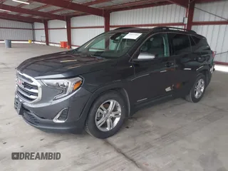 2020 GMC Terrain SLE z VIN 3GKALMEV3LL275686, wystawiony jako IAAI lot #41657384 z przebiegiem 97 501 mil mil oraz . Historia ofert i sprzedaży dostępna na DreamBid. Obrazek 17.