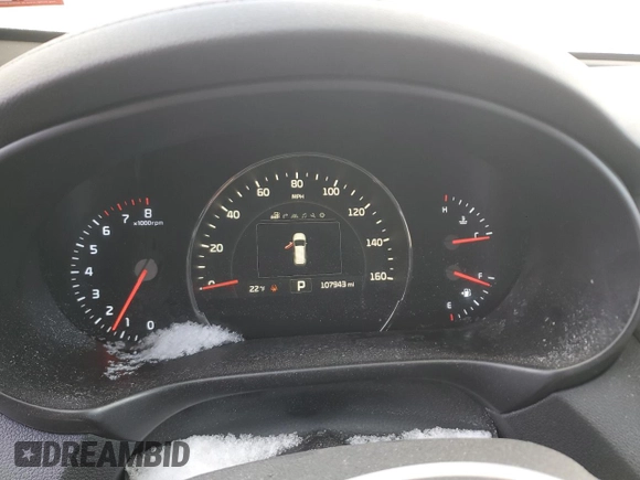 2018 Kia Sorento SX with VIN 5XYPKDA50JG362982, listed as a Copart auction lot 89136045 with 107,943 mi miles and Salvage Title. Bid and sale history available at DreamBid. Image 9.