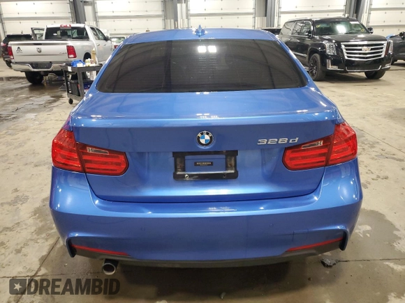 2014 BMW 3 Series 328d xDrive z VIN WBA3D5C54EKX98811, wystawiony jako Copart lot #54424105 z przebiegiem 152 846 mil mil oraz Szkoda całkowita • Salvage title. Historia ofert i sprzedaży dostępna na DreamBid. Obrazek 6.