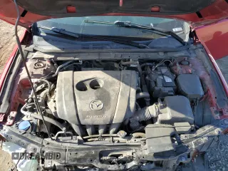 2019 Mazda 3 Preferred z VIN 3MZBPADL5KM112305, wystawiony jako Copart lot #57111105 z przebiegiem 63 011 mil mil oraz Szkoda całkowita • Salvage title. Historia ofert i sprzedaży dostępna na DreamBid. Obrazek 11.