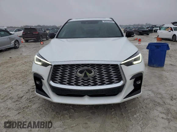2023 Infiniti QX55 Essential z VIN 3PCAJ5KR6PF116065, wystawiony jako Copart lot #89245465 z przebiegiem 12 613 mil mil oraz Szkoda całkowita • Salvage title. Historia ofert i sprzedaży dostępna na DreamBid. Obrazek 5.