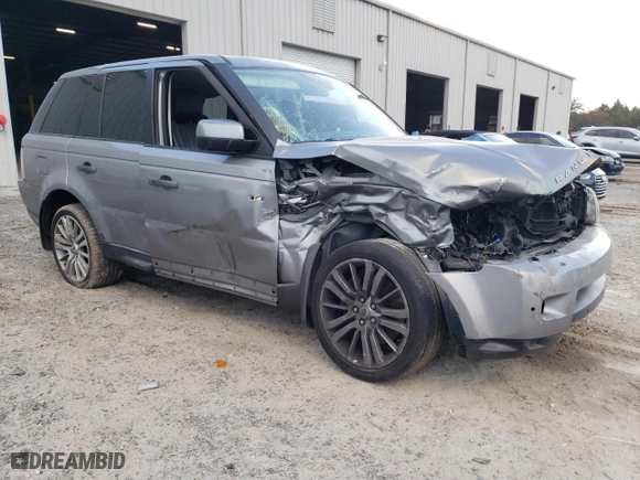 2011 Land Rover Range Rover Sport HSE LUX with VIN SALSK2D40BA714227, listed as a Copart auction lot 83686964 with 116,465 mi miles and Salvage Title. Bid and sale history available at carsss.com. Image 4.