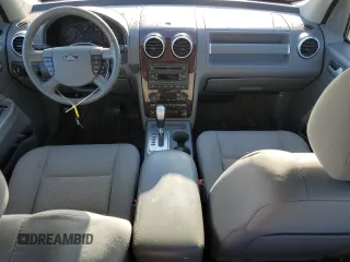 2007 Ford Freestyle SEL with VIN 1FMDK02117GA42742, listed as a Copart auction lot 84810434 with 209,545 mi miles and Clean Title. Bid and sale history available at carsss.com. Image 8.