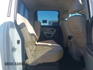 2016 Nissan Titan SL z VIN 1N6BA1F21GN504118, wystawiony jako IAAI lot #41729710 z przebiegiem 127 760 mil mil oraz . Historia ofert i sprzedaży dostępna na DreamBid. Obrazek 8.