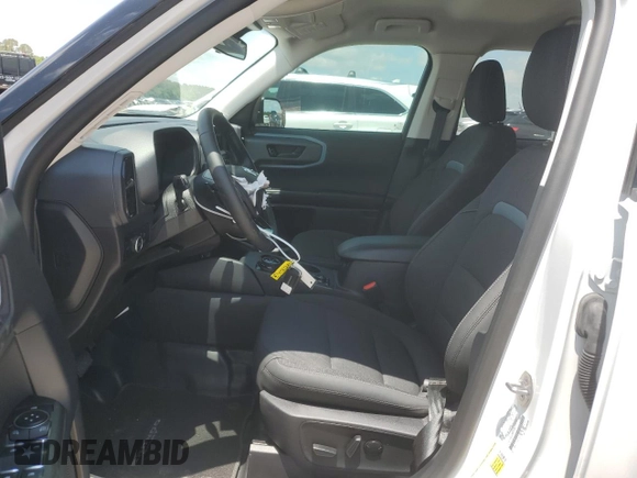 2024 Ford Bronco Sport Badlands z VIN 3FMCR9D90RRF27061, wystawiony jako Copart lot #56312745 z przebiegiem 5 670 mil mil oraz Szkoda całkowita • Salvage title. Historia ofert i sprzedaży dostępna na DreamBid. Obrazek 7.