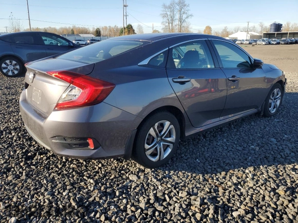 2017 Honda Civic Sedan LX with VIN 2HGFC2F53HH556554, listed as a Copart auction lot 83410924 with 82,924 mi miles and Salvage Title. Bid and sale history available at carsss.com. Image 3.