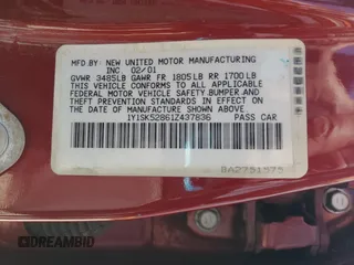 2001 Chevrolet Prizm z VIN 1Y1SK52861Z437836, wystawiony jako Copart lot #54050565 z przebiegiem 138 800 mil mil oraz Szkoda całkowita • Salvage title. Historia ofert i sprzedaży dostępna na DreamBid. Obrazek 12.