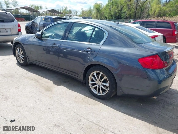 2008 Infiniti G35 Sedan x with VIN JNKBV61F08M279114, listed as a IAAI auction lot 42058939 with 213,004 mi miles. Bid and sale history available at carsss.com. Image 3.