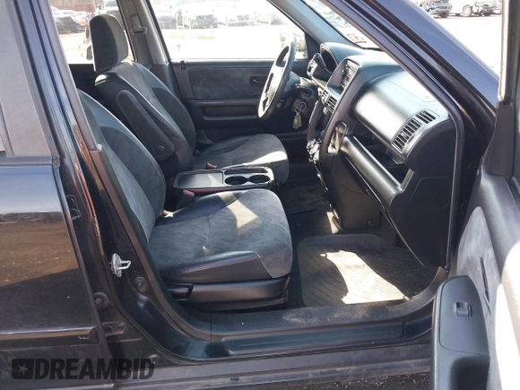 2002 Honda CR-V EX with VIN JHLRD78812C022365, listed as a IAAI auction lot 41886593 with 228,212 mi miles. Bid and sale history available at carsss.com. Image 5.