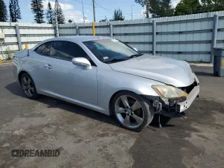2010 Lexus IS 250 C z VIN JTHFF2C20A2506434, wystawiony jako Copart lot #55491365 z przebiegiem 203 942 mil mil oraz Szkoda całkowita • Salvage title. Historia ofert i sprzedaży dostępna na DreamBid. Obrazek 4.