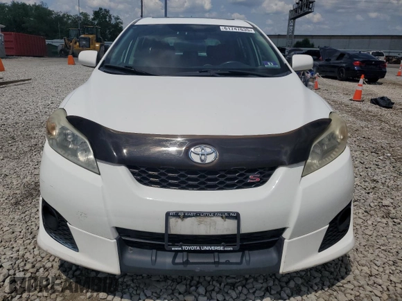 2009 Toyota Matrix S with VIN 2T1LE40E19C009598, listed as a Copart auction lot 61747635 with 162,485 mi miles and Clean title. Bid and sale history available at DreamBid. Image 5.