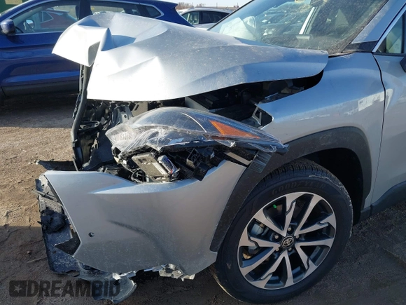 2024 Toyota Corolla Cross XLE with VIN 7MUDAABG0RV119925, listed as a IAAI auction lot 41763485 with 3,111 mi miles and . Bid and sale history available at DreamBid. Image 17.