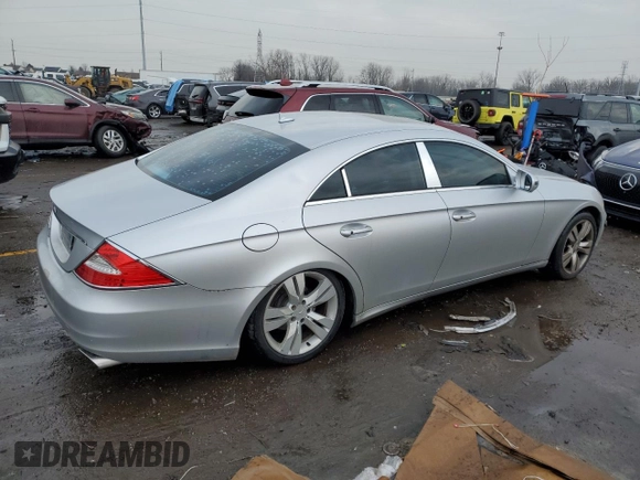 2009 Mercedes-Benz CLS-Class 5.5L with VIN WDDDJ72X69A141704, listed as a Copart auction lot 43817985 with 132,332 mi miles and Clean Title. Bid and sale history available at carsss.com. Image 3.