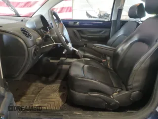 2006 Volkswagen Beetle с VIN 3VWRW31C96M406975, выставлен на аукционе Copart как лот 84021214 с пробегом 100 447 миль миль и Списание • Salvage title. История ставок и продаж доступна на DreamBid. Изображение 7.