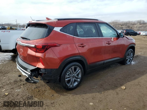 2023 Kia Seltos S z VIN KNDEU2AA1P7393926, wystawiony jako Copart lot #46936325 z przebiegiem 24 867 mil mil oraz Szkoda całkowita • Salvage title. Historia ofert i sprzedaży dostępna na DreamBid. Obrazek 3.