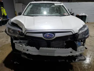 2021 Subaru Forester with VIN JF2SKADC1MH440265, listed as a Copart auction lot 43424955 with 26,143 mi miles and Salvage Title. Bid and sale history available at carsss.com. Image 5.